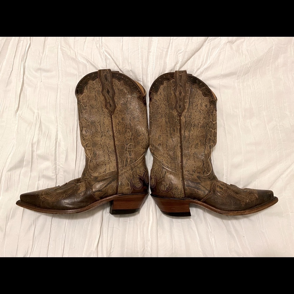 Boulet Women's Western snip Toe Cowgirl Boot